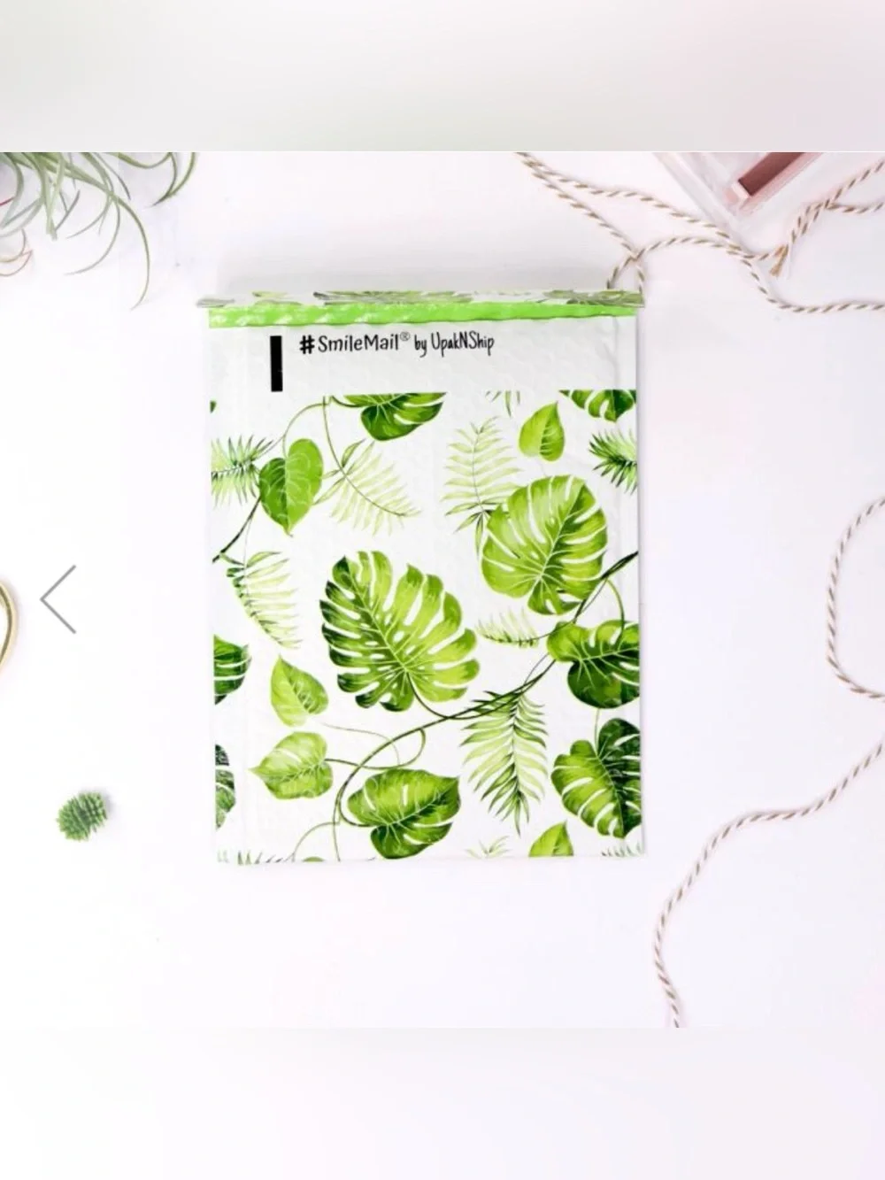 Set of 20 6.5” x 10” Banana Leaves Botanical Bubble Mailers